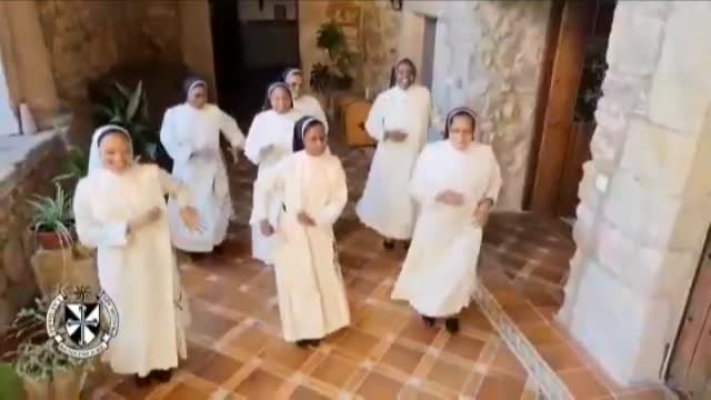 Monjas de clausura bailan para animar al mundo desde Trujillo