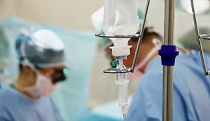 What happens when you sleep in your contacts