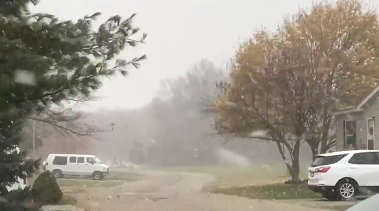 Snow squalls hit Michigan