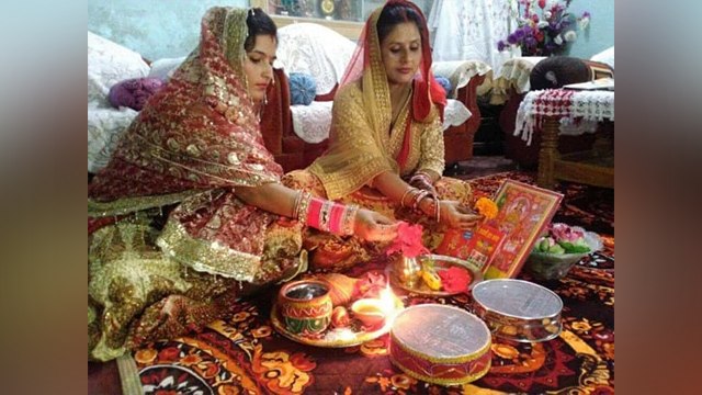 Karwa Chauth 2020: करवाचौथ पूजा विधि इन हिंदी | Karwa chauth Puja Vidhi | Boldsky