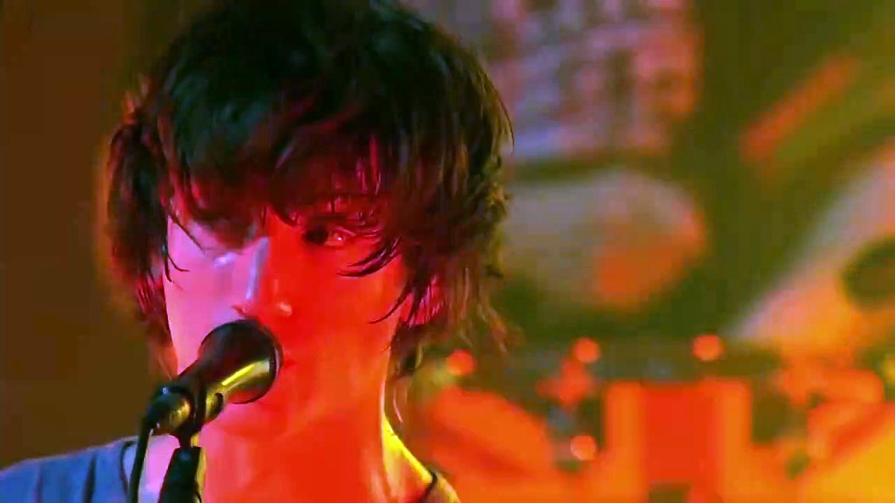 Arctic Monkeys - iTunes Festival 2011 (HD) 2/2