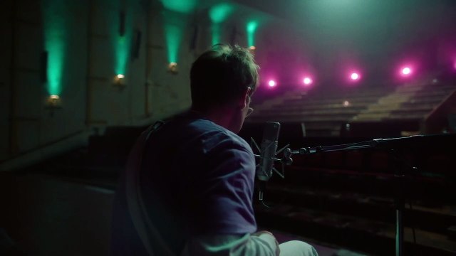 Glass-Animals -Heat-Waves-(Live)