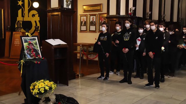 İzmir Tabip Odası Genel Sekteri Yüksel'in oğlu Ege, depremde hayatını kaybetmişti; okulunda anıldı