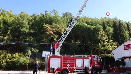 İtfaiyeci olmak için ter döktüler