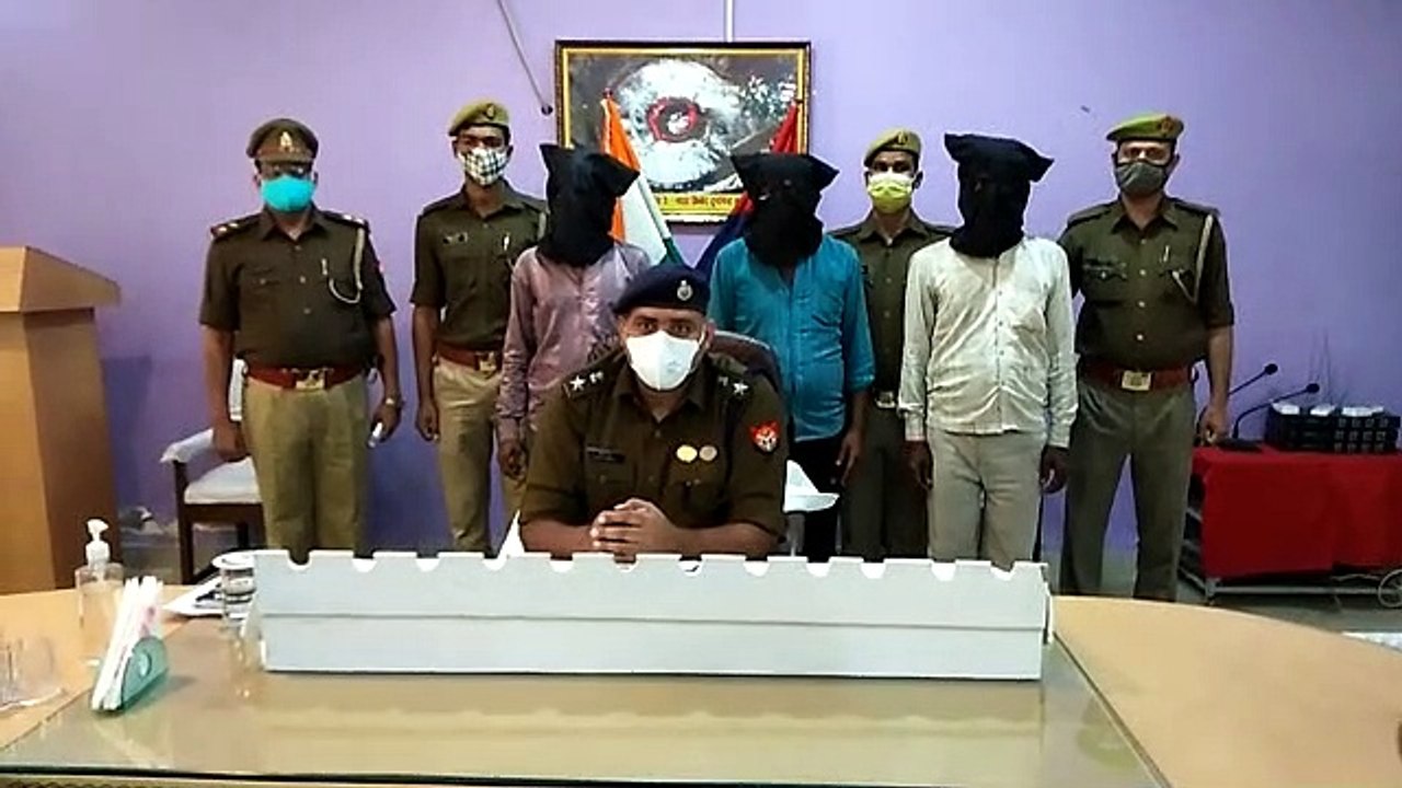 चोरी की 02 मोटर साइकिल सहित 03 शातिर अभियुक्त गिरफ्तार