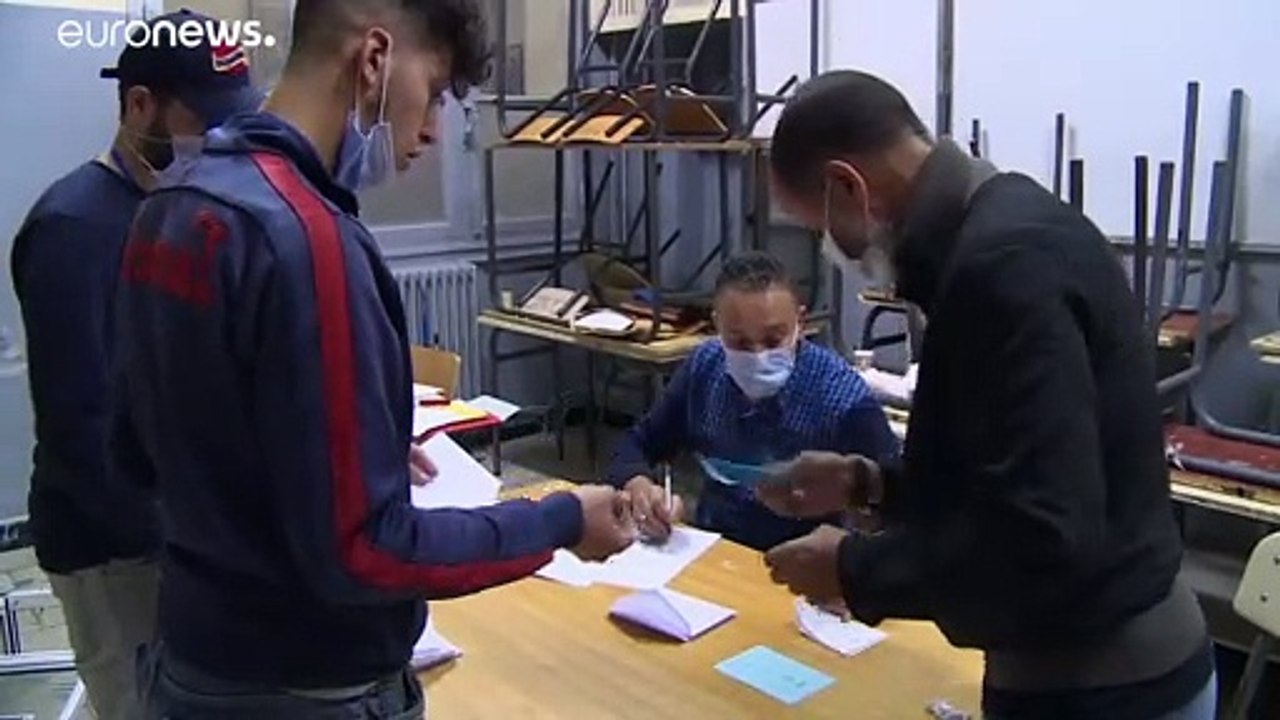 Algeriens Verfassung wird geändert - nur 23,7 Prozent Wahlbeteiligung