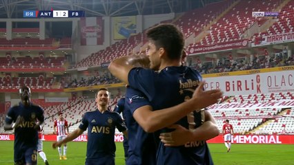 Turquie : Le Fener monte provisoirement sur le trône