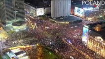 Pologne : les femmes manifestent pour le maintien du droit à l'avortement