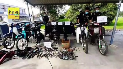 WhatsApp群聊逞威风  13中学生偷摩哆遭捕