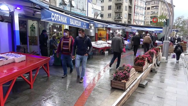 Giresun'da yerli hamsi tezgahlarda yerini 20 TL'den aldı