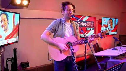 Vianney interprète "Je m'en vais " dans #LeDriveRTL2 (30/10/20)