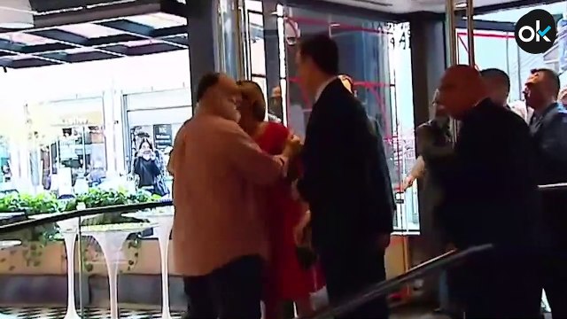 Catedráticos y profesores universitarios critican el regalo de la Complutense a Begoña Gómez: ¿Qué currículum tiene?