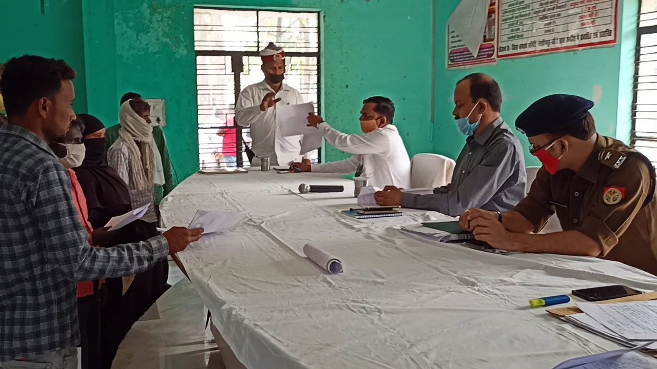सम्पूर्ण समाधान दिवस में आई 15 शिकायतें
