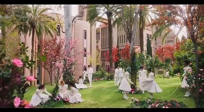 PARADISE HILLS Film
