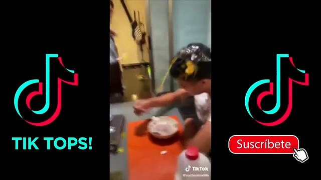 TIK TOKS Para Ver Cuando Estás Acostado #1 _ PURO HUMOR MEXICANO Memes _ TIK TOK TENDENCIAS (360p_25fps_H264-128kbit_AAC)