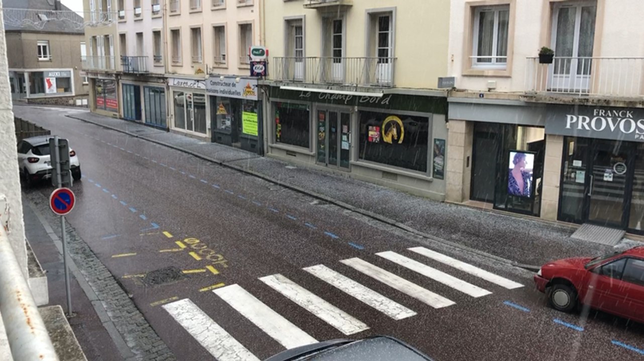 Averse de grêle à Coutances