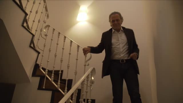 José Coronado, He elegido un oficio en el que puedo aportar algo a la sociedad y que sigo viviendo de él 35 o 40 años después