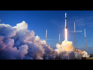 SpaceX starts rolling out Starlink internet hoping it'll fund Mars flights
