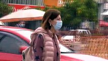 Λαμία: Οι πολίτες τηρούν τα νέα μέτρα και φοράνε μάσκα ακόμη και στους δρόμους