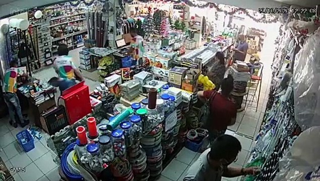 PCDF divulga imagens de furto em comércio de Brazlândia