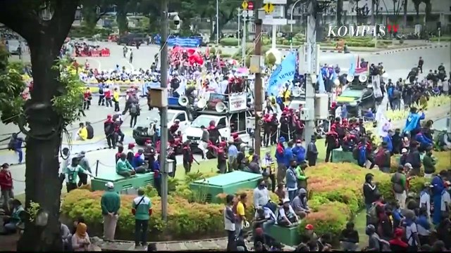 Buruh Gugat UU Cipta Kerja ke MK Pasca Ditandatangani Presiden Jokowi