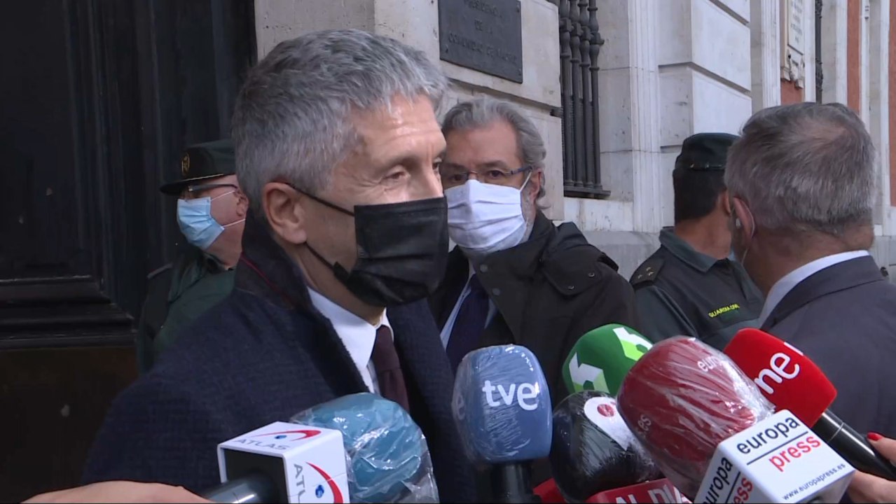 Marlaska valora los comentarios "machistas" de Fernando Simón