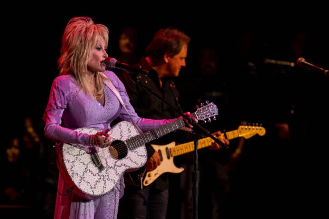 How Dolly Parton Wrote the Song "9 to 5" Will Totally Surprise You (and Make You Laugh)