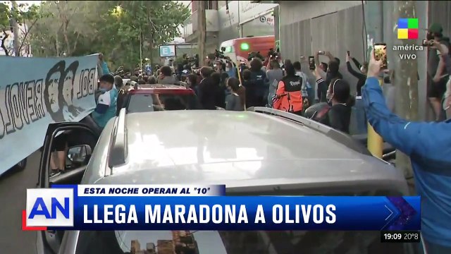 Así llegó Diego Maradona a la clínica Olivos donde será operado