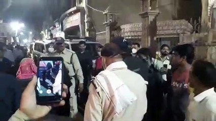 सुनरहाई इलाके में देर रात नशे की हालत में महिला ने किया जमकर हंगामा, वायरल हुआ वीडियो