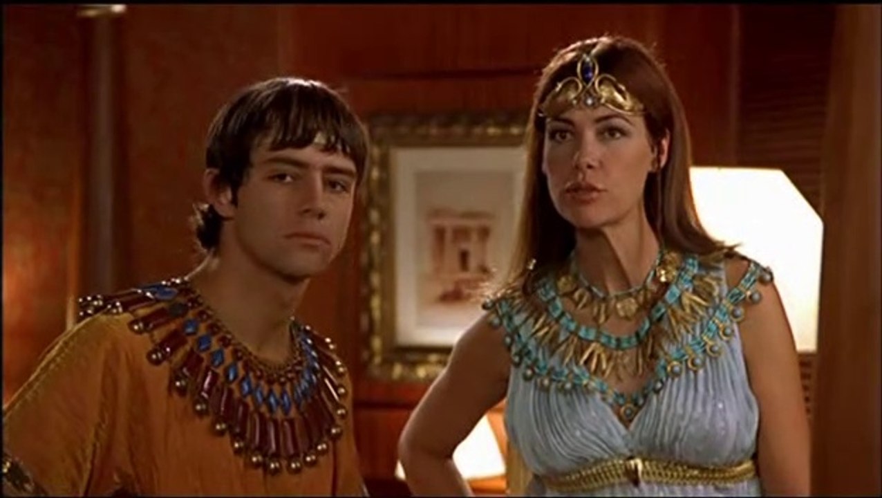 Natale Sul Nilo Cristian De Sica Massimo Boldi E Enzo Salvi 2T Video Dailymotion