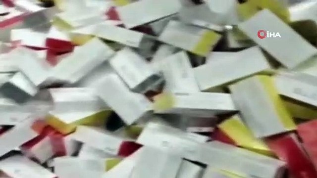 Gümrük Muhafaza Ekiplerince Sarp Gümrük Kapısında 71 Bin Adet E-Sigara Tütünü Ele Geçirildi