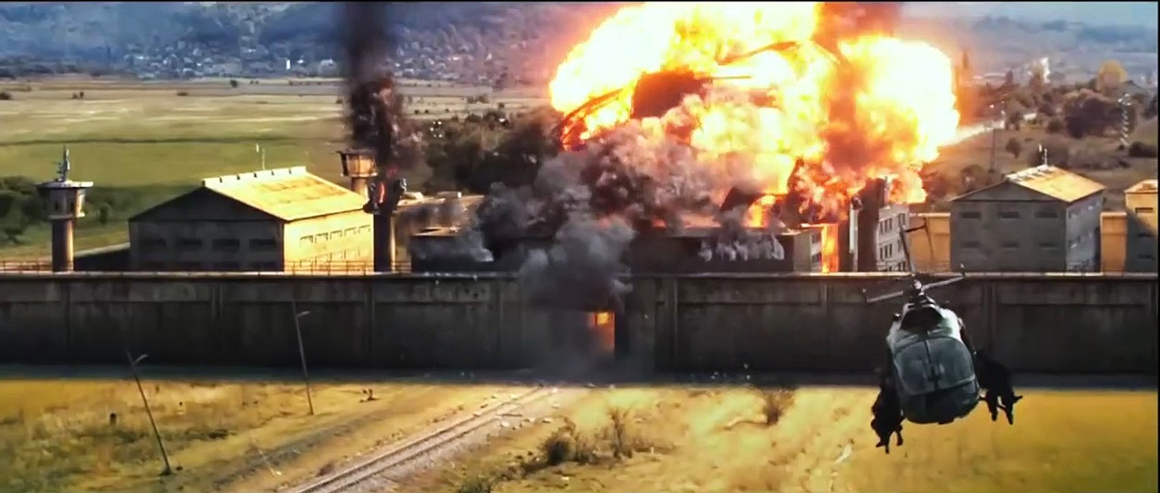 The Expendables 3 -  Official Trailer #1