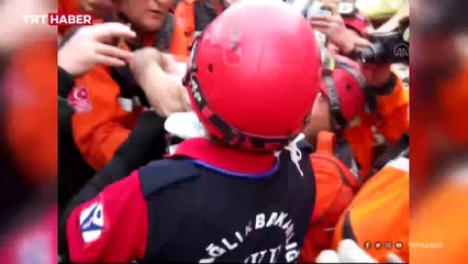 Mucizelere el uzatan kahraman: Önce Azra sonra Ayda