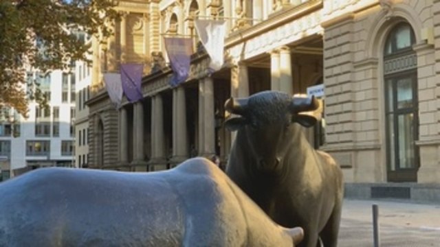 Las bolsas europeas, excepto Madrid, se dan la vuelta y cotizan en verde