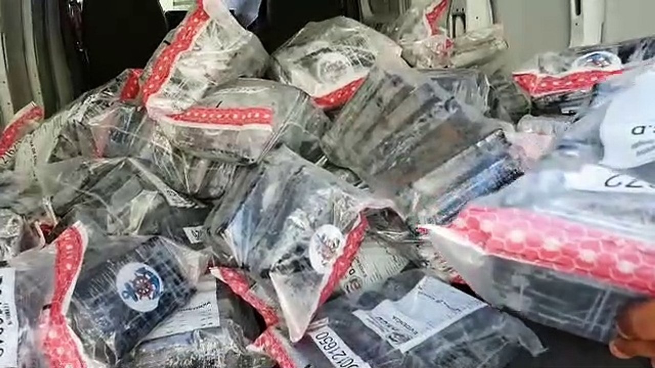 OCUPAN 362 PAQUETES PRESUMIBLEMENTE COCAÍNA EN PERAVIA