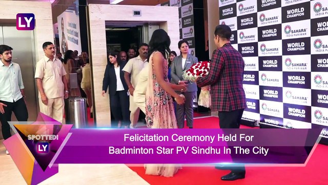 Amitabh & Abhishek Bachchan, Ranbir Kapoor, Kiara Advani, Shilpa Shetty & Others Seen In The City