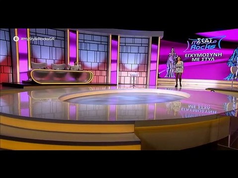 My Style Rocks: Το μίνι της Στικούδη στάθηκε αφορμή για να αποκαλύψει το ύψος της