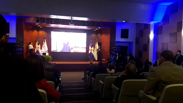 Presidente Abinader presenta primer Plan Nacional para el Fomento de las Exportaciones