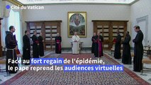 Epidémie en Italie: à regret, le pape reprend les audiences virtuelles