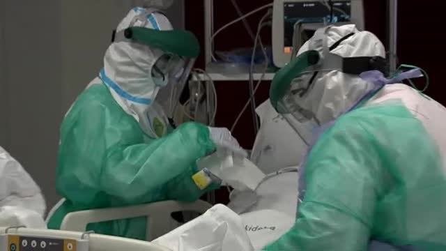 El Gobierno descarta un nuevo confinamiento pese a la presión de las CCAA