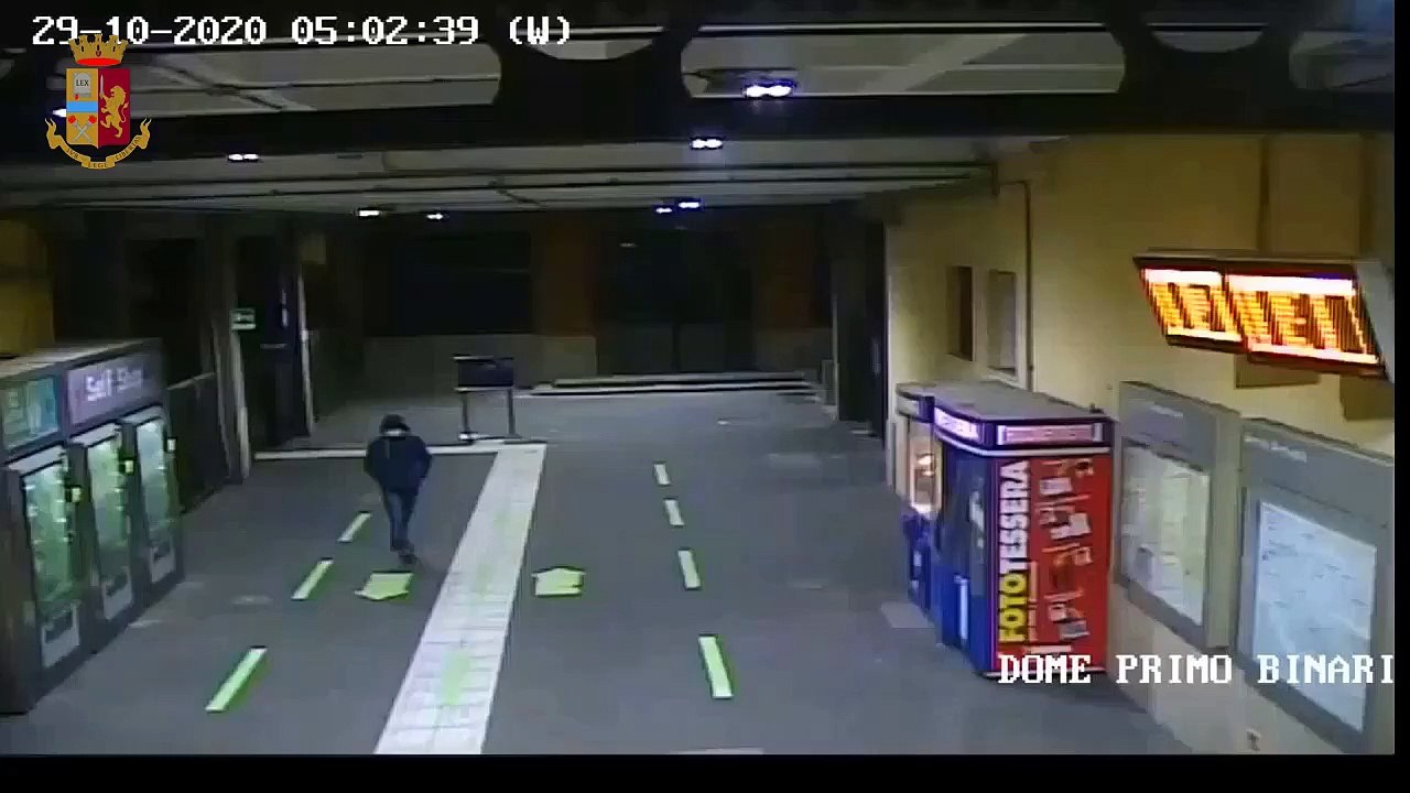 Modena - Rapine alla stazione e al Novi Sad arr...