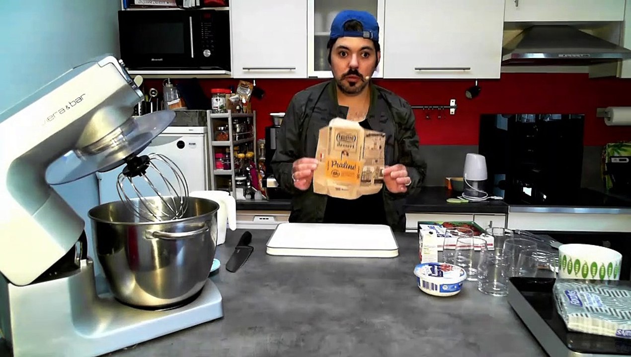 Mousse Praliné et éclat de brownie