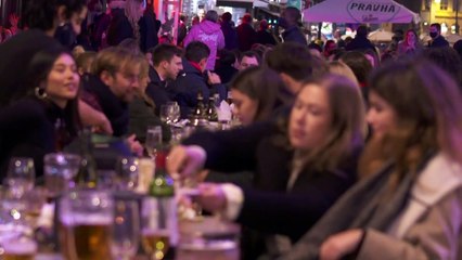 Londoners enjoy last night out ahead of lockdown