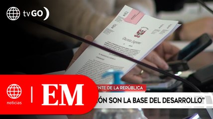 Martin Vizcarra hace oficial aumento de 100 soles a remuneración de profesores | Edición Mediodía