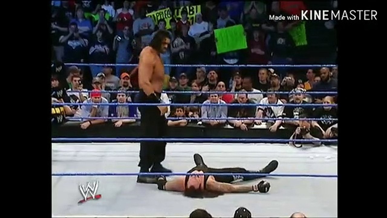 Trending video Great khali vs undertaker first debut match 2006