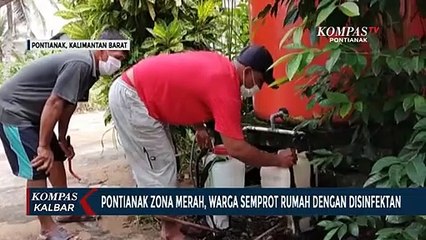 Antisipasi Sebaran Covid-19, Warga Semprot Rumah dengan Disinfektan