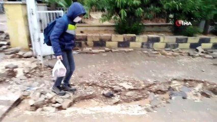 Sürücülerin Yağmur, Öğrencilerin Çamurla İmtihanı