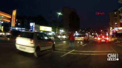 Trafik zorbasına dayak kamerada