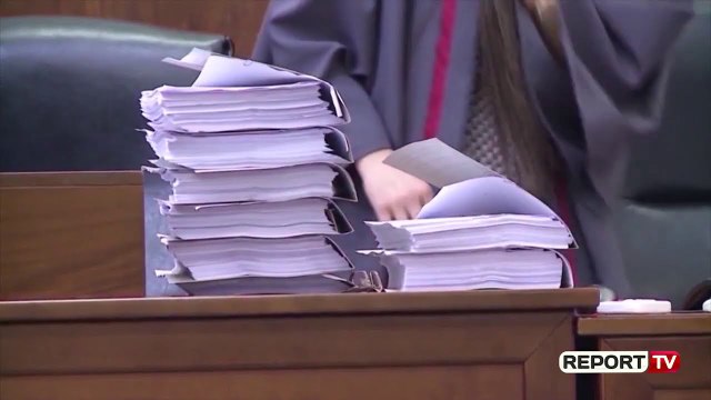 6 gjyqtarë e prokurorë nën hetim për skandale në drejtësi,liruan të dënuarit me burgim të përjetshëm