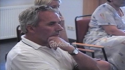 Koço Kokedhima kerkon licence kombetare per TV Ballkan - (23 Gusht 2000)